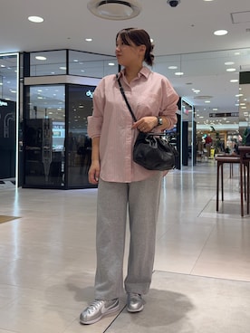 「russet（ラシット）のレザー巾着4WAYショルダーバッグ（ショルダーバッグ、ブラック系）」を使った、yyuuuさん（レディース・158cm）の秋コーディネート