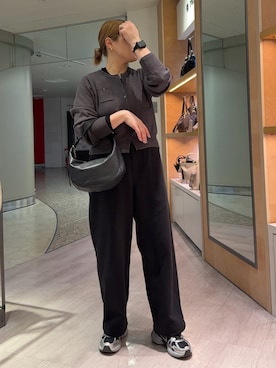 「russet（ラシット）の【お気に入り登録数1万超え】ソフトレザーラウンドショルダーバッグ(CE-1326)（ボディバッグ/ウエストポーチ、ブラック系）」を使った、yyuuuさん（レディース・158cm）の冬コーディネート