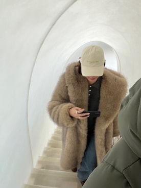 「LOW CLASSIC（ロウ　クラシック）のアイテム」を使った、Uki Akamatsuさん（レディース・176cm）の冬コーディネート