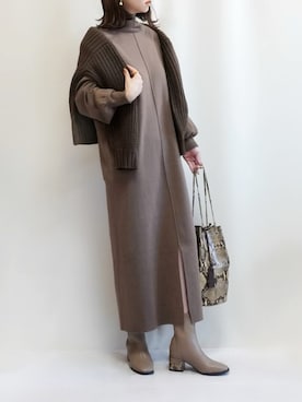 「RIVE DROITE（リヴドロワ）のニュアンスモチーフイヤリング（イヤリング）」を使った、haushinkaさん（レディース・157cm）の冬コーディネート