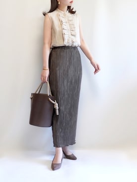 「RIVE DROITE（リヴドロワ）のニュアンスモチーフイヤリング（イヤリング）」を使った、haushinkaさん（レディース・157cm）の春コーディネート