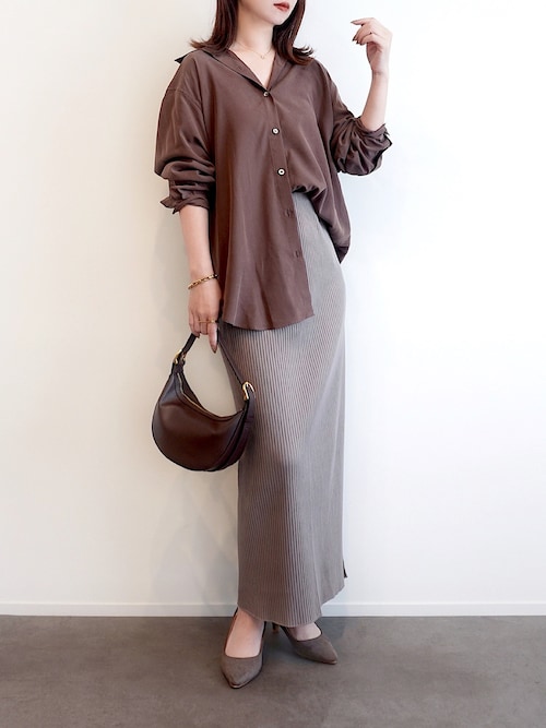 plage Sway Back Tuck 長袖シャツ ブラウン plage｜Sway Back Tuck