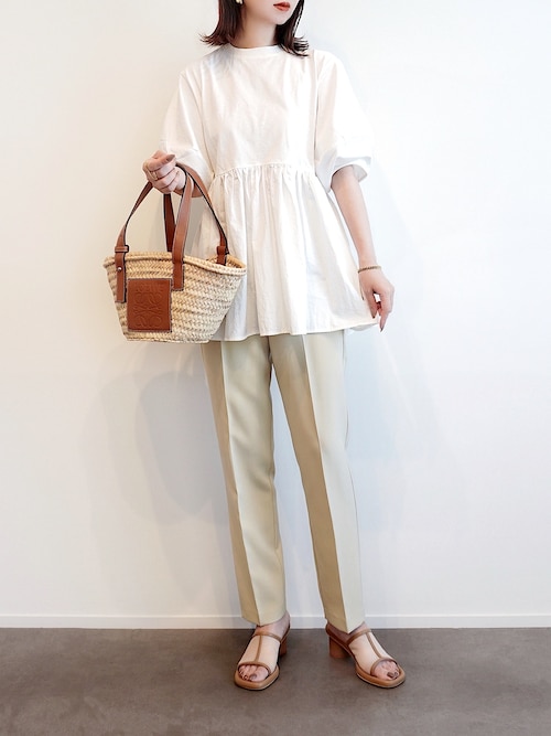 LOEWE ベージュ かごバッグ　バスケットバッグ スモール（ヤシの葉&カーフ） 1752709247.jpg