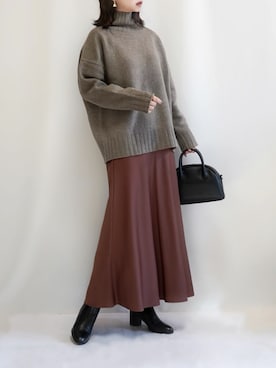 「RIVE DROITE（リヴドロワ）のニュアンスモチーフイヤリング（イヤリング）」を使った、haushinkaさん（レディース・157cm）の冬コーディネート