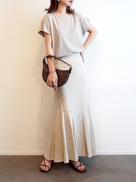 「F by ROSSO（エフバイロッソ）のF by ROSSO　リネン混マーメイドスカート∴（スカート）」を使った、haushinkaさん（レディース・157cm）の夏コーディネート