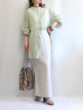 「RIVE DROITE（リヴドロワ）のニュアンスモチーフイヤリング（イヤリング）」を使った、haushinkaさん（レディース・157cm）の夏コーディネート