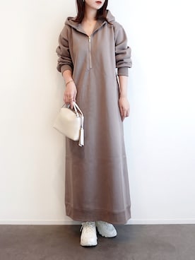 「アイテム（バングル/リストバンド）」を使った、haushinkaさん（レディース・157cm）の秋コーディネート