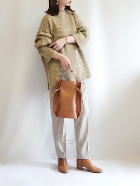 「RIVE DROITE（リヴドロワ）のニュアンスモチーフイヤリング（イヤリング）」を使った、haushinkaさん（レディース・157cm）の冬コーディネート