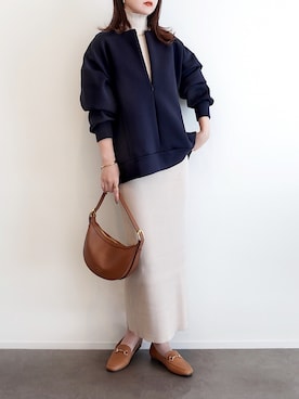 「アイテム（バングル/リストバンド）」を使った、haushinkaさん（レディース・157cm）の秋コーディネート