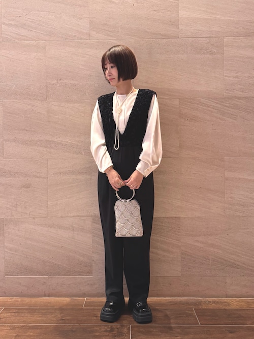 セール】ピーチサテンデザインスリーブブラウス（シャツ/ブラウス