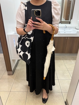 「marimekko（マリメッコ）のアイテム（バッグ）」を使った、ハルカさん（レディース・158cm）の秋コーディネート