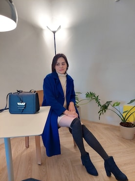 「blue」｜「アイテム（アクセサリー）」を使った、Biffi Fu  🇹🇼さん（レディース・166cm）の冬コーディネート