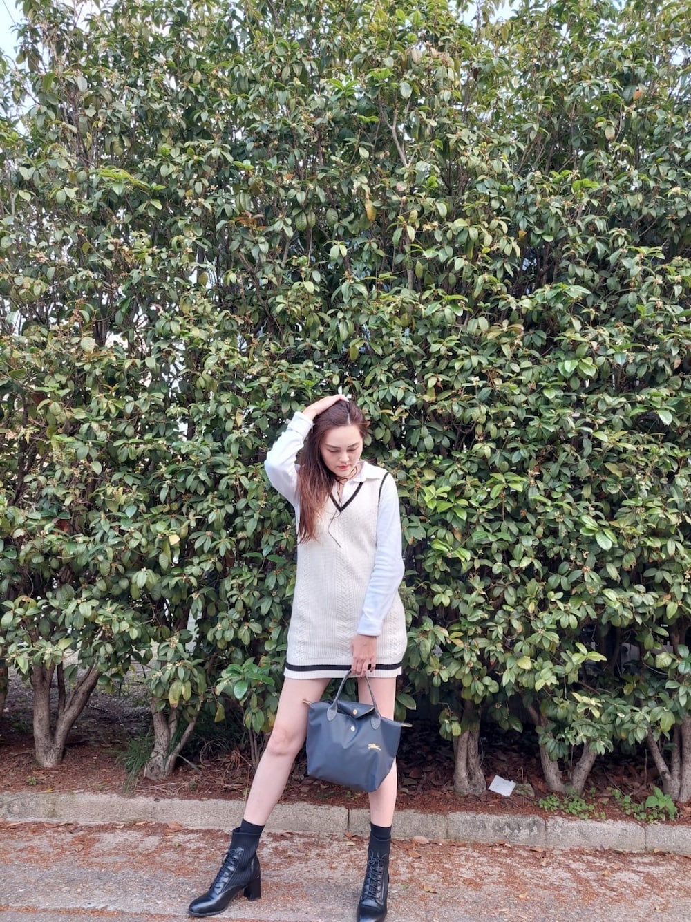 「winter、ootd、Photoshoot、preppy、LONGCHAMP、Loved、H&M、shein、GAP」｜「LONGCHAMPのアイテム（ハンドバッグ、グレー系）」を使った、Biffi Fu  🇹🇼さん（レディース・166cm）の春コーディネートの1枚目の写真