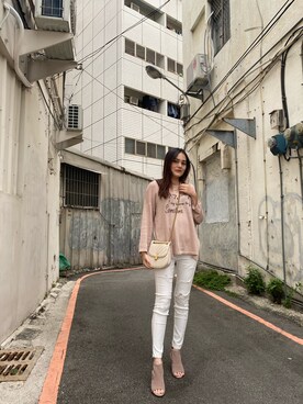 「Magena Kellyのアイテム（ショルダーバッグ、ベージュ系）」を使った、Biffi Fu  🇹🇼さん（レディース・166cm）の秋コーディネート