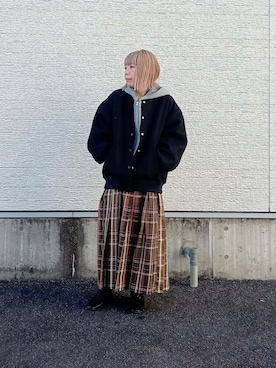 「アイテム（スタジャン）」を使った、tanakaさん（レディース・150cm）の秋コーディネート