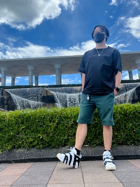 「GIVENCHY（ジバンシイ）のアイテム（トップス）」を使った、石川五右衛門さん（メンズ・167cm）の夏コーディネート