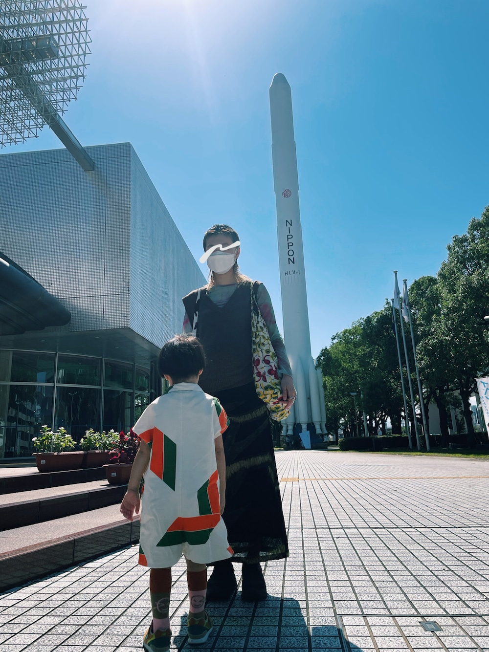 「秋のコーデ、3歳男の子、古着MIX、ベスト」｜「MHL.のアイテム（ベスト、ブラウン系）」を使った、Chinkkarinさん（レディース・165cm）の秋コーディネートの1枚目の写真