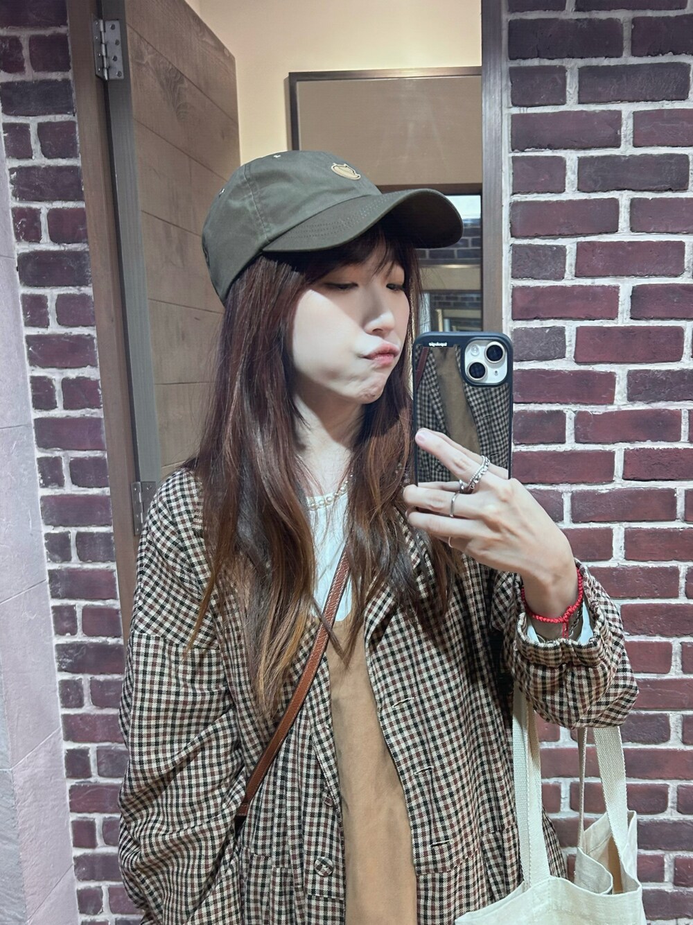 「ootd、オトナ女子、秋先取りコーデ」｜「Fjallraven Kankenのアイテム（キャップ、グリーン系）」を使った、ドドちゃんさん（レディース・148cm）の秋コーディネートの1枚目の写真