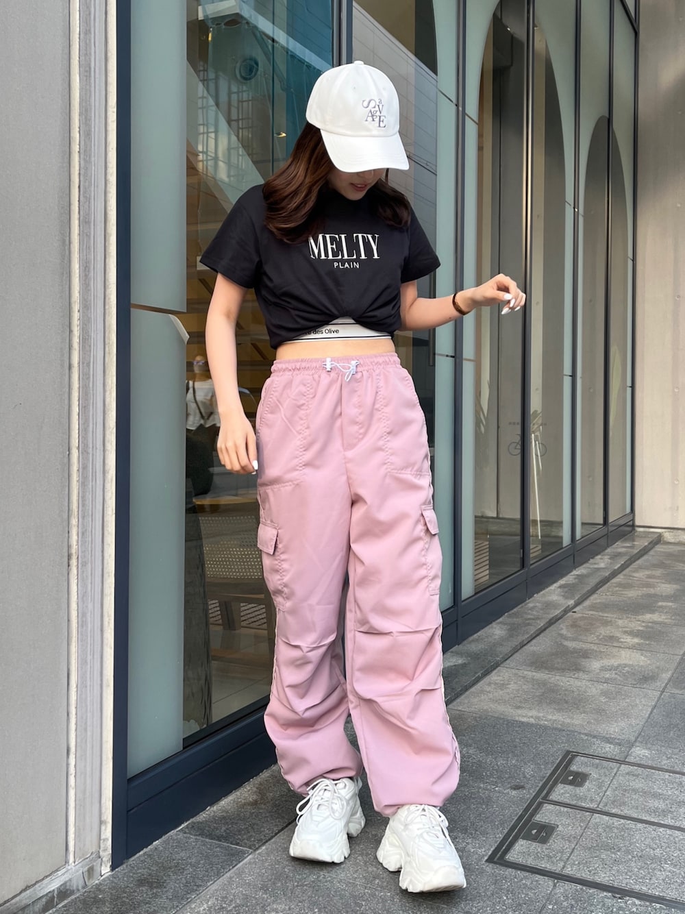 ななみん(OLIVE des OLIVE HEP FIVE)｜OLIVE des OLIVEのカーゴパンツ