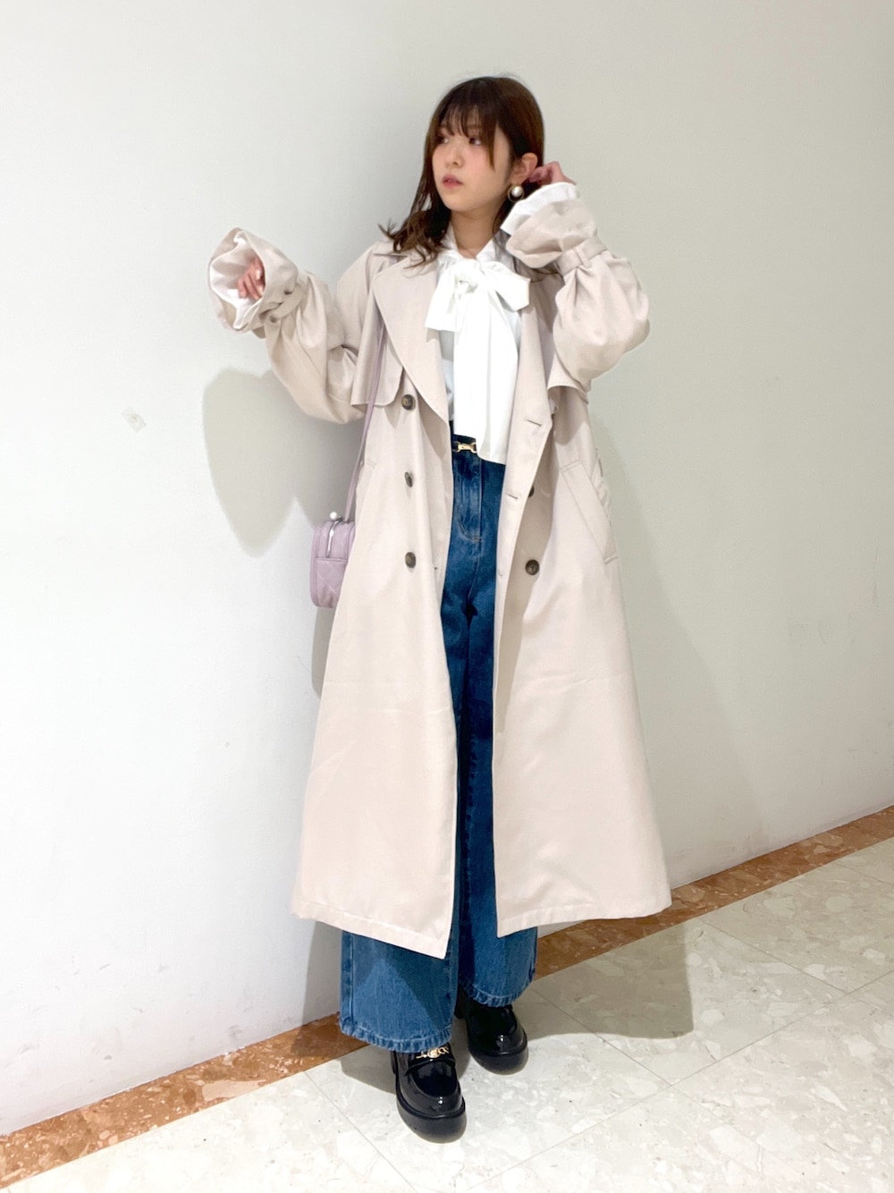 ナナミのトレンチコートS