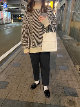 「SHAKECASE（シェイクケース）のアイテム」を使った、おまゆさん（レディース・158cm）の秋コーディネート