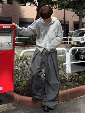 「アイテム（ピアス（片耳用））」を使った、がんさん（メンズ・177cm）の秋コーディネート