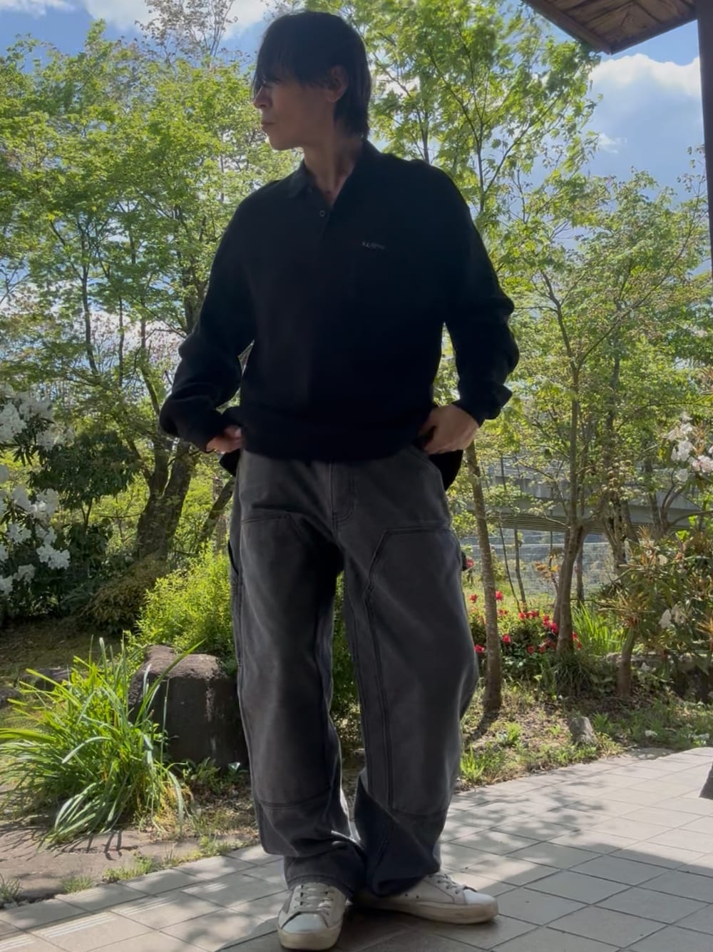 Supreme のデニムパンツ（グレー系）を使った人気ファッション