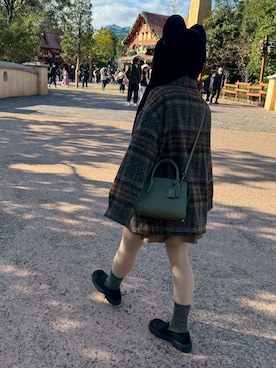 「アイテム（バッグ、グリーン系）」を使った、まいりさん（レディース・149cm）の冬コーディネート