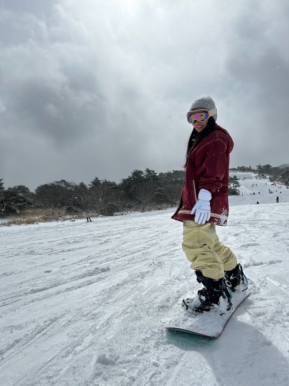 スノーボードウェア 赤/グレー フード付きHELLY HANSEN上下セット