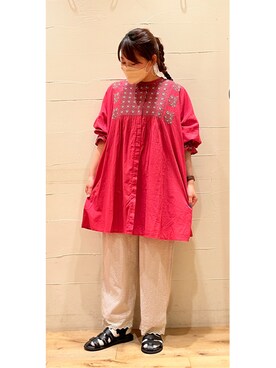 「刺繍」｜「アイテム（チュニック）」を使った、mina   muroyaさん（レディース・153cm）の春コーディネート