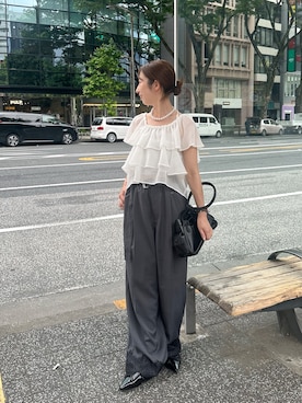「mystic（ミスティック）のフリルティアードブラウス（シャツ/ブラウス、ホワイト系）」を使った、YURIさん（レディース・153cm）の春コーディネート