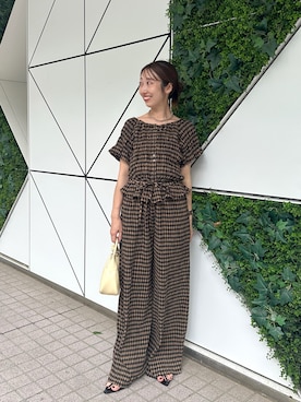 「mystic（ミスティック）のシャーリングバルーンオールインワン（つなぎ/オールインワン、ブラウン系）」を使った、YURIさん（レディース・153cm）の夏コーディネート