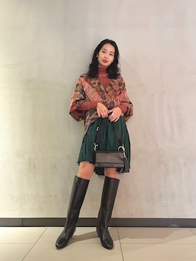「11月」｜「アイテム（スカート）」を使った、miho kobayakawaさん（レディース・160cm）の秋コーディネート