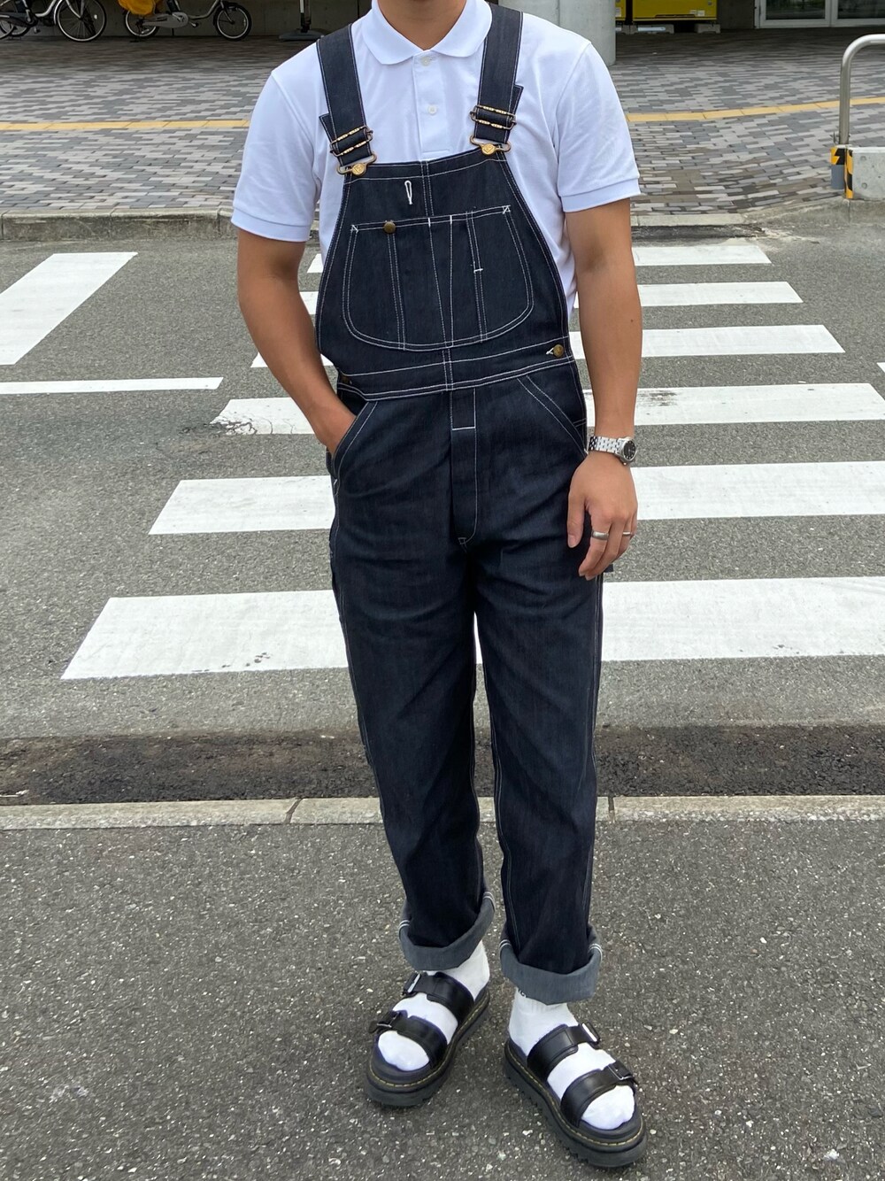 「今日のコーデ、夏コーデ、夏、オーバーオール、LEE、LECHOPPE、GUCCI」｜「Dr. Martensのアイテム（サンダル、ブラック系）」を使った、"しま"さん（メンズ・174cm）の夏コーディネートの1枚目の写真