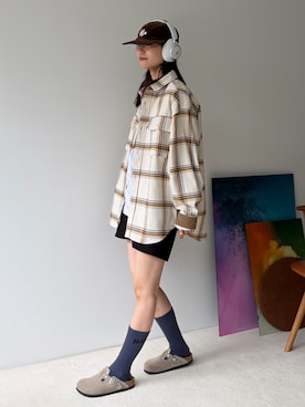 「CIAOPANIC TYPY（チャオパニックティピー）の【UNISEX】コーデュロイ袖切り替え/モールチェックシャツジャケット（シャツ/ブラウス、ホワイト系）」を使った、てりおさん（レディース・162cm）の秋コーディネート