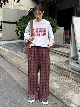 「アイテム（パンツ、レッド系）」を使った、てりおさん（レディース・162cm）の秋コーディネート