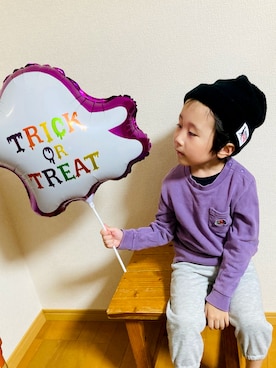 「FRUIT OF THE LOOM（フルーツオブザルーム）のアイテム（スウェット）」を使った、ＴＯＵＲＩさん（キッズ・90cm）の秋コーディネート