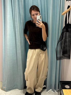 「LOWRYS FARM（ローリーズファーム）のタックボリュームパンツ　1051987（その他パンツ、ベージュ系）」を使った、AYAKAさん（レディース・157cm）の夏コーディネート