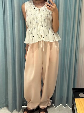 「LOWRYS FARM（ローリーズファーム）の【接触冷感・UVカット】カットイージードロストパンツ 1044353（スウェットパンツ、ピンク系）」を使った、AYAKAさん（レディース・157cm）の夏コーディネート