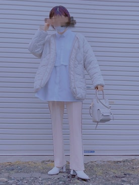 「GU（ジーユー）のアイテム（シャツ/ブラウス、ホワイト系）」を使った、aたさん（レディース・170cm）の春コーディネート