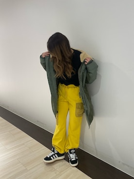 「マスタード」｜「アイテム（スウェットパンツ）」を使った、___aさん（レディース・156cm）の秋コーディネート