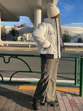 「AVIREX（アヴィレックス）の【AVIREX FLYER'S】WOMENS/フライトジャケット ウェザーウォッチャー/FLIGHT JACKET WEATHER WATCHER/AF（ミリタリージャケット）」を使った、___aさん（レディース・156cm）の秋コーディネート