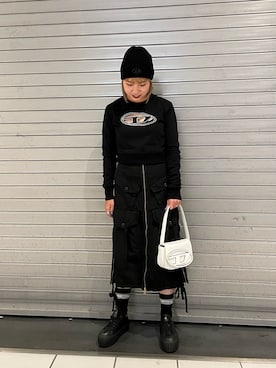 「DIESEL（ディーゼル）のアイテム（スカート）」を使った、ちゃんしいさん（レディース・156cm）の秋コーディネート