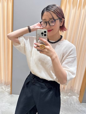 「LEPSIM（レプシィム）の調光ファッショングラス　451342（メガネ、ブラック系）」を使った、m.a.k.oさん（レディース・166cm）の夏コーディネート