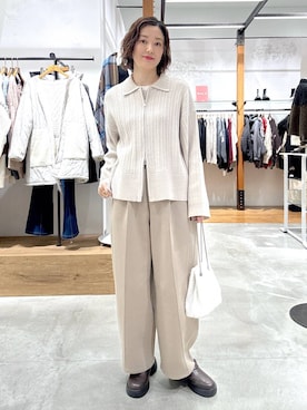 「アイテム（スウェットパンツ）」を使った、m.a.k.oさん（レディース・166cm・30代）の冬コーディネート