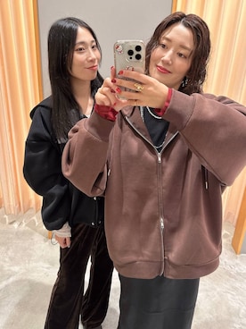 「LEPSIM（レプシィム）のストレッチサテンスカート　497324（スカート）」を使った、m.a.k.oさん（レディース・166cm・30代）の秋コーディネート