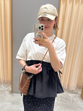 「LEPSIM（レプシィム）のギャザークッションサンダル　638838（サンダル、ブラック系）」を使った、m.a.k.oさん（レディース・166cm）の春コーディネート