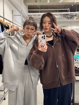「アイテム（スウェットパンツ）」を使った、m.a.k.oさん（レディース・166cm・30代）の夏コーディネート