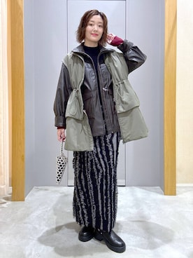 「LEPSIM（レプシィム）のアイテム（サンダル）」を使った、m.a.k.oさん（レディース・166cm）の秋コーディネート