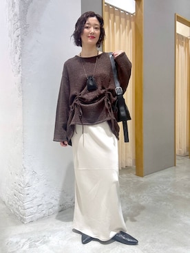 「アイテム（ネックレス）」を使った、m.a.k.oさん（レディース・166cm・30代）の秋コーディネート